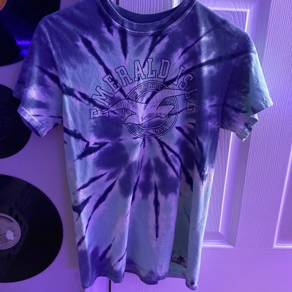 oversized graphic t-shirt